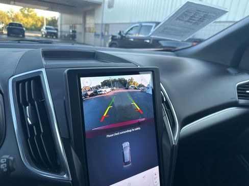 Used 2024 Ford Edge ST image 24