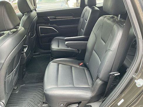 Used 2022 Kia Telluride S AWD/4WD image 14