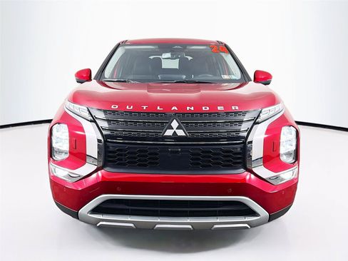Used 2024 Mitsubishi Outlander SE AWD/4WD image 6