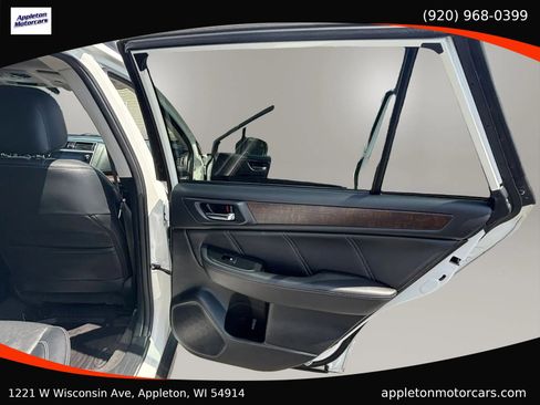 Used 2019 Subaru Outback 2.5i Limited AWD/4WD image 35