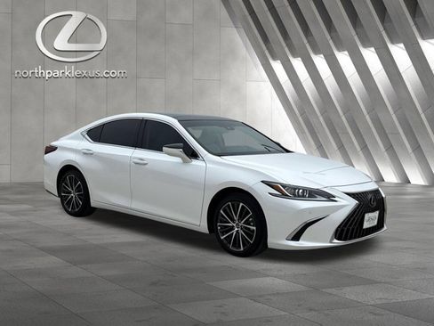 Certified 2025 Lexus ES 350 w/ Premium Package FWD image 5