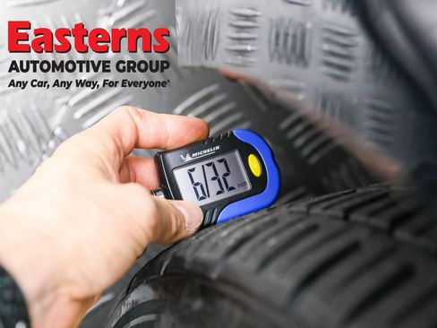 Used 2023 Genesis G70 2.0T image 29