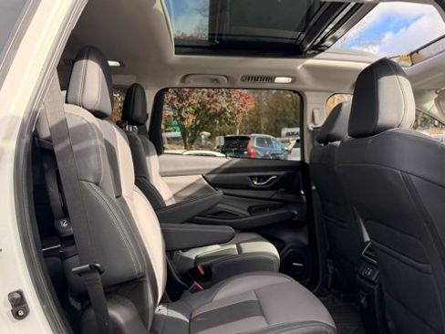 Used 2023 Subaru Ascent Onyx Edition Limited image 7