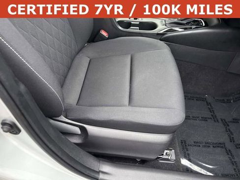 Used 2025 Toyota Corolla LE image 10