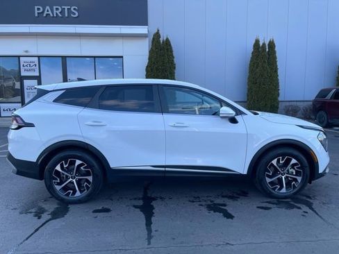 Certified 2023 Kia Sportage EX image 7