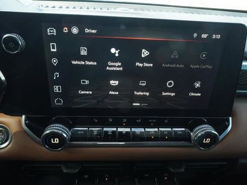 Used 2024 GMC Canyon AT4 w/ Technology Package image 20