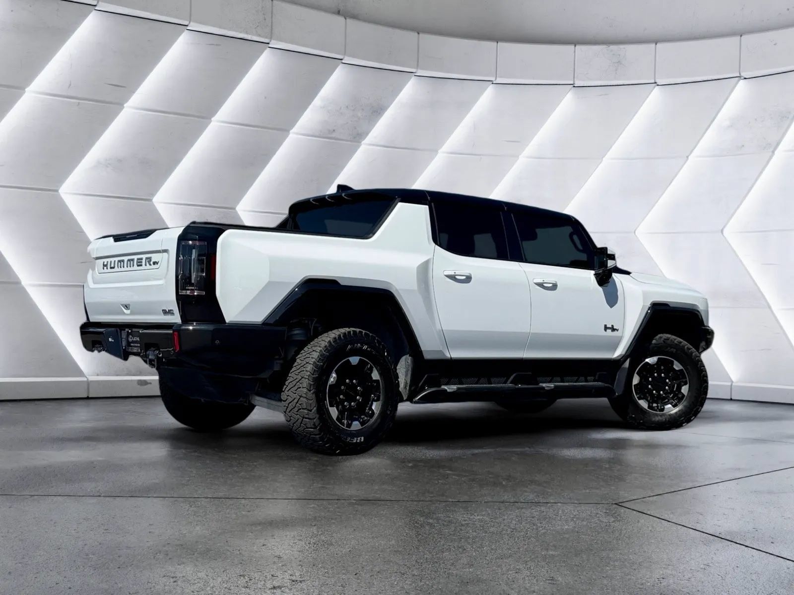 Used 2023 GMC Hummer EV Edition 1 AWD/4WD image 8