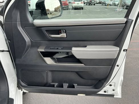 Used 2022 Toyota Tundra Limited image 26