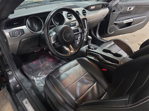 Used 2021 Ford Mustang Premium image 15