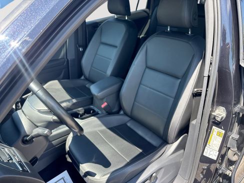 Used 2020 Volkswagen Tiguan SE R-Line AWD/4WD image 13