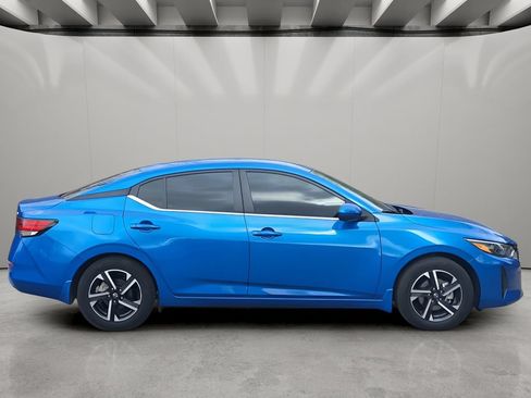 Used 2024 Nissan Sentra SV w/ All-Weather Package FWD image 4