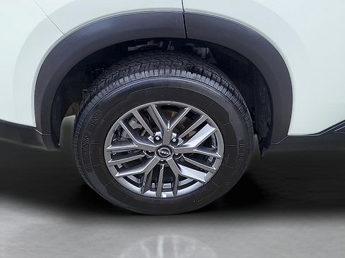 Used 2024 Nissan Rogue S AWD/4WD image 9