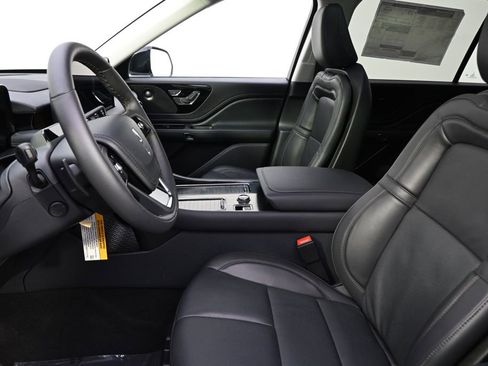 New 2026 Lincoln Aviator Reserve image 13