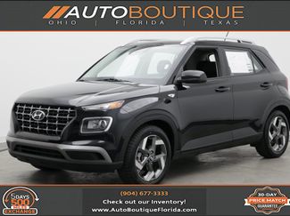 Used 2024 Hyundai Venue SEL FWD video 1