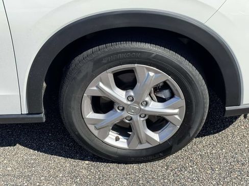 Certified 2024 Honda HR-V LX image 7