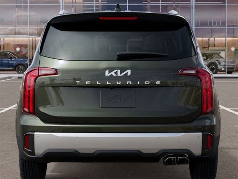 New 2025 Kia Telluride S image 13