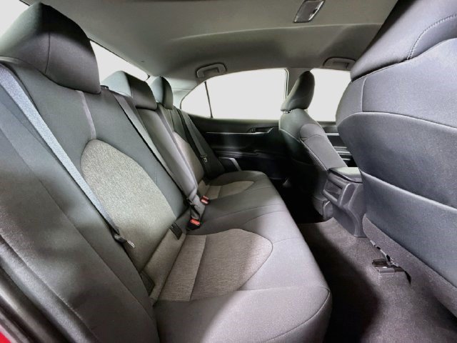 Used 2021 Toyota Camry LE FWD image 25