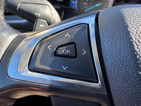 Used 2017 Ford Edge SEL w/ Equipment Group 201A image 17