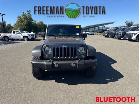 Used 2017 Jeep Wrangler Unlimited Sport w/ Quick Order Package 24S AWD/4WD image 3