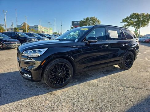 Used 2023 Lincoln Aviator Reserve w/ Equipment Group 201A image 5