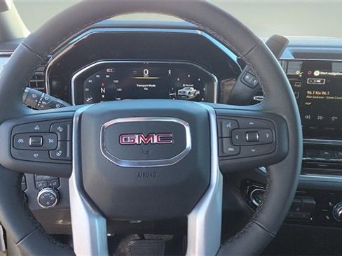 New 2026 GMC Sierra 1500 SLE w/ X31 Off-Road Package image 11