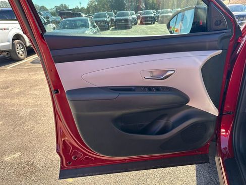 New 2025 Hyundai Tucson SEL image 10