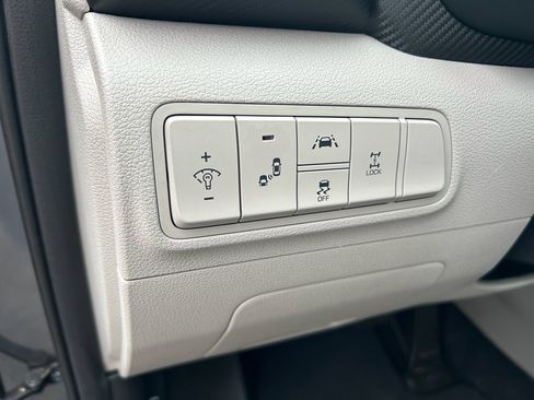 Used 2020 Hyundai Tucson SEL image 16