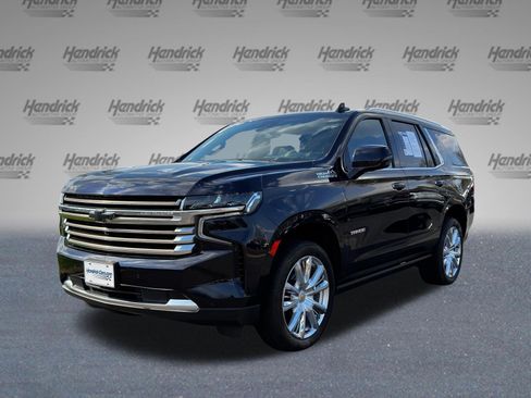 Used 2024 Chevrolet Tahoe High Country AWD/4WD image 5