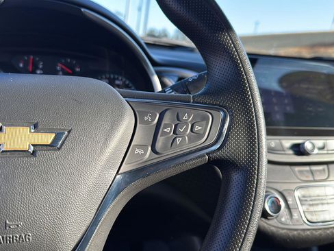 Used 2024 Chevrolet Malibu LT image 19