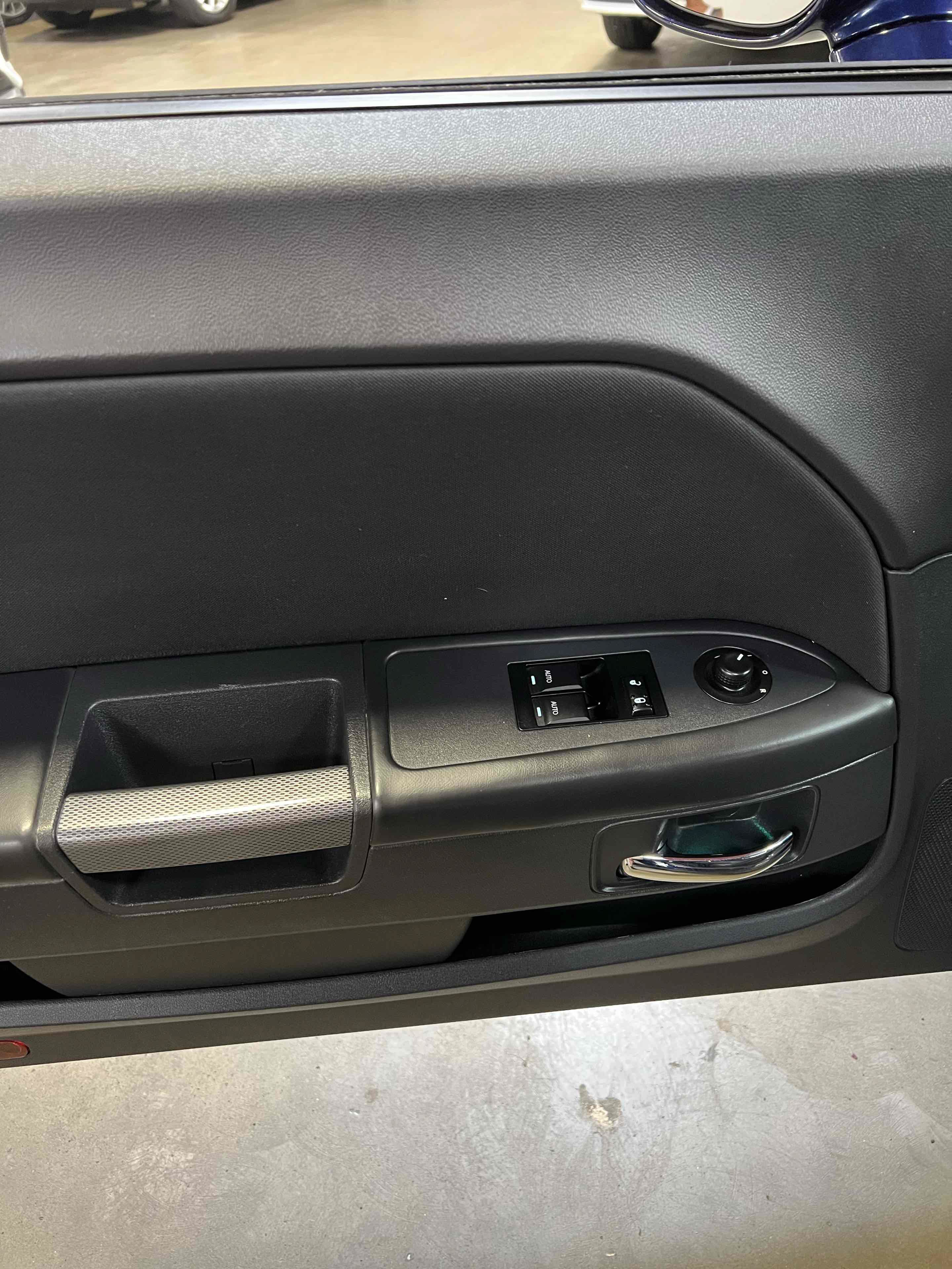 Used 2014 Dodge Challenger R/T RWD image 62