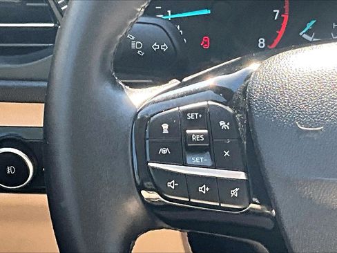 Certified 2022 Ford Escape SEL image 20