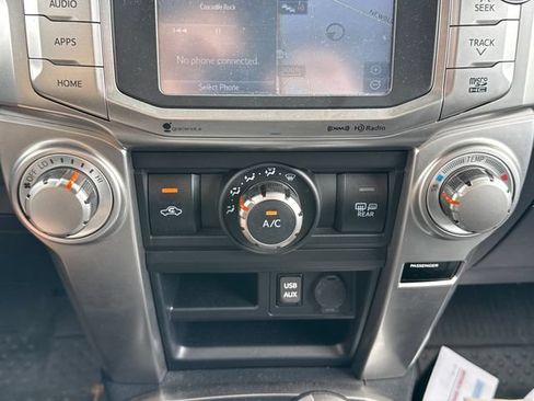 Used 2019 Toyota 4Runner SR5 Premium AWD/4WD image 23