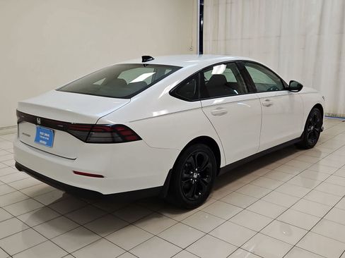 Certified 2025 Honda Accord SE image 27