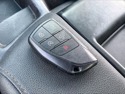 Used 2022 Chevrolet Silverado 1500 Custom Trail Boss AWD/4WD image 33