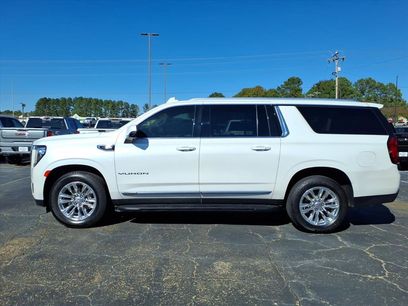 Used 2023 GMC Yukon XL SLT w/ SLT Premium Package