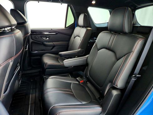 Used 2023 Honda Pilot TrailSport image 19