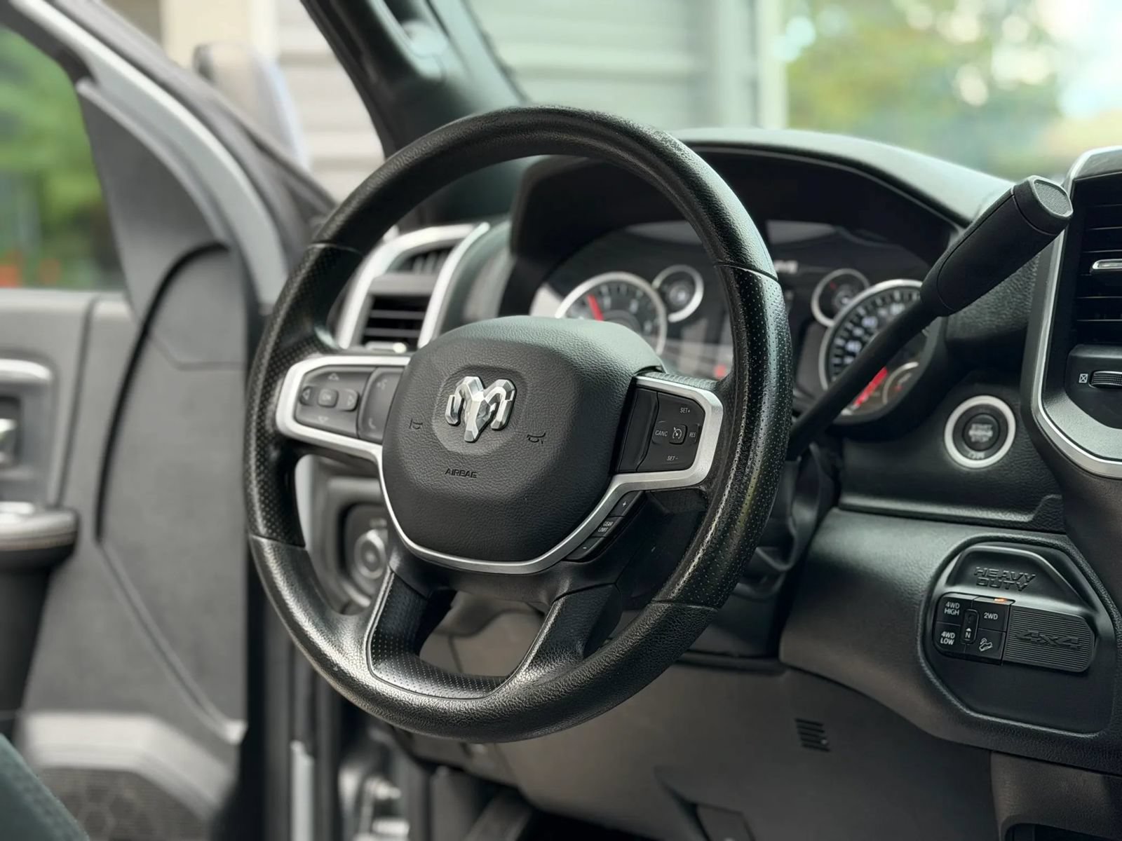 Used 2024 RAM 2500 Big Horn AWD/4WD image 17