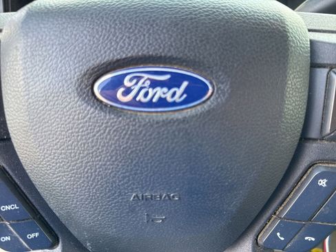 Used 2019 Ford F250 XL w/ Power Equipment Group image 26