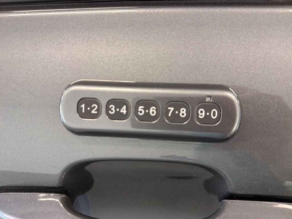 Used 2024 Ford Ranger Raptor AWD/4WD image 10