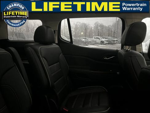 Used 2023 GMC Acadia Denali image 33