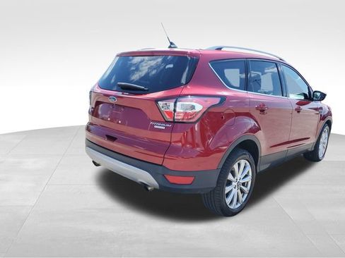 Used 2018 Ford Escape Titanium w/ Ford Safe & Smart Package FWD image 4