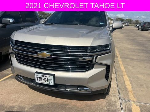 Used 2021 Chevrolet Tahoe LT w/ LT Signature Package image 2