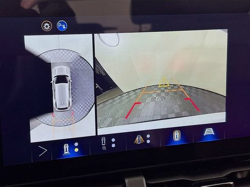 New 2026 Chevrolet Equinox RS w/ Convenience Package III image 14