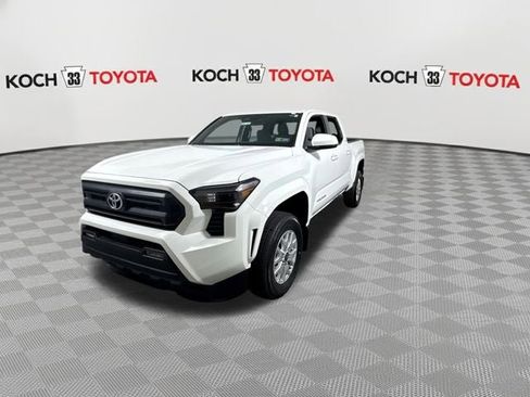 New 2025 Toyota Tacoma SR5 image 4