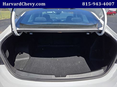 Used 2023 Chevrolet Malibu LT FWD image 31