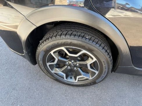 Used 2015 Subaru Crosstrek 2.0i Premium w/ Moonroof Package image 42