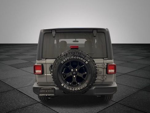Used 2023 Jeep Wrangler Sport AWD/4WD image 5
