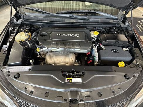 Used 2016 Chrysler 200 S w/ Navigation & Sound Group I FWD image 24