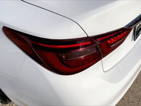 Used 2020 INFINITI Q50 Luxe image 27