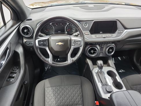 Used 2019 Chevrolet Blazer LT FWD image 10